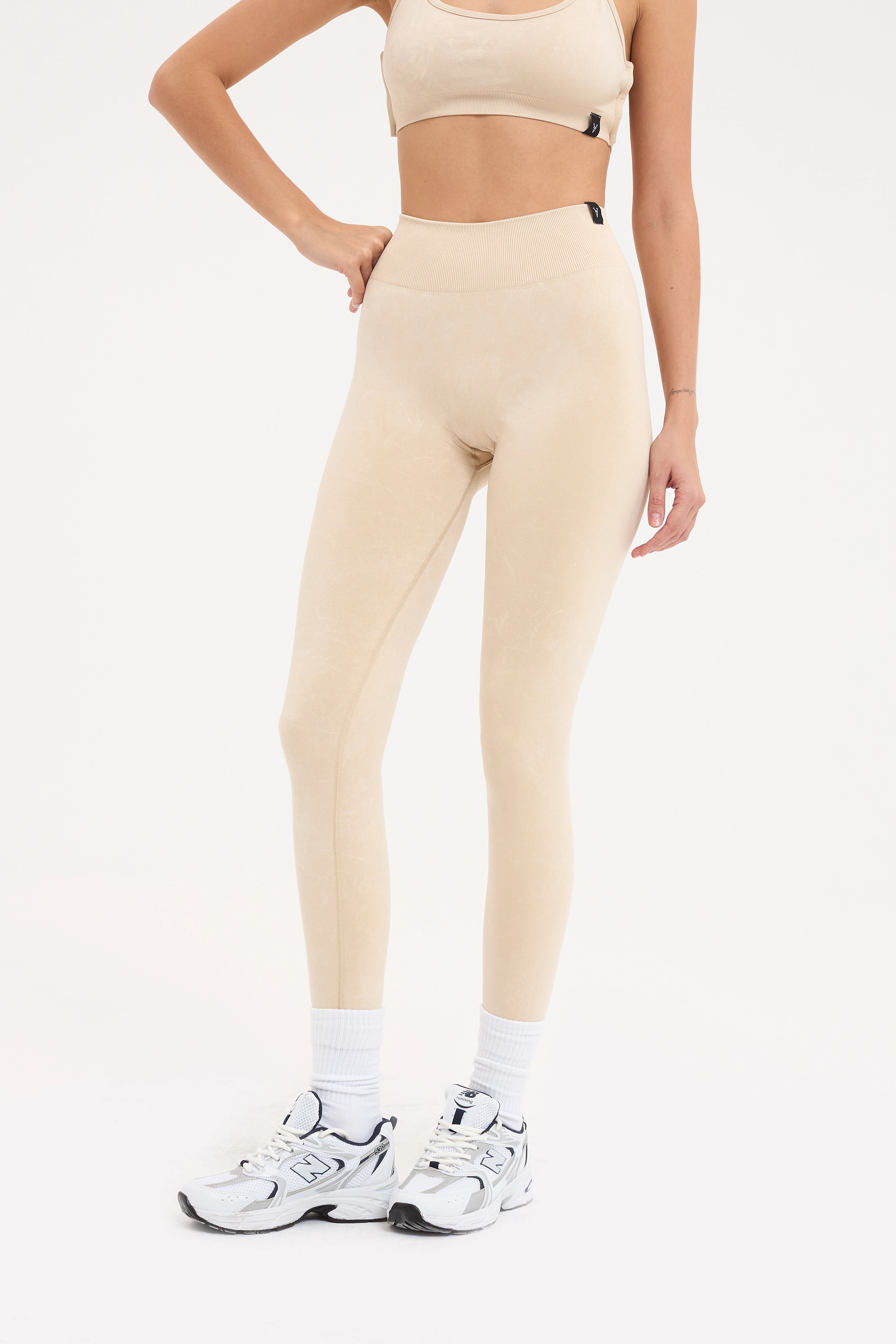 Glowfit Toparlayıcı Seamless Tayt Bej