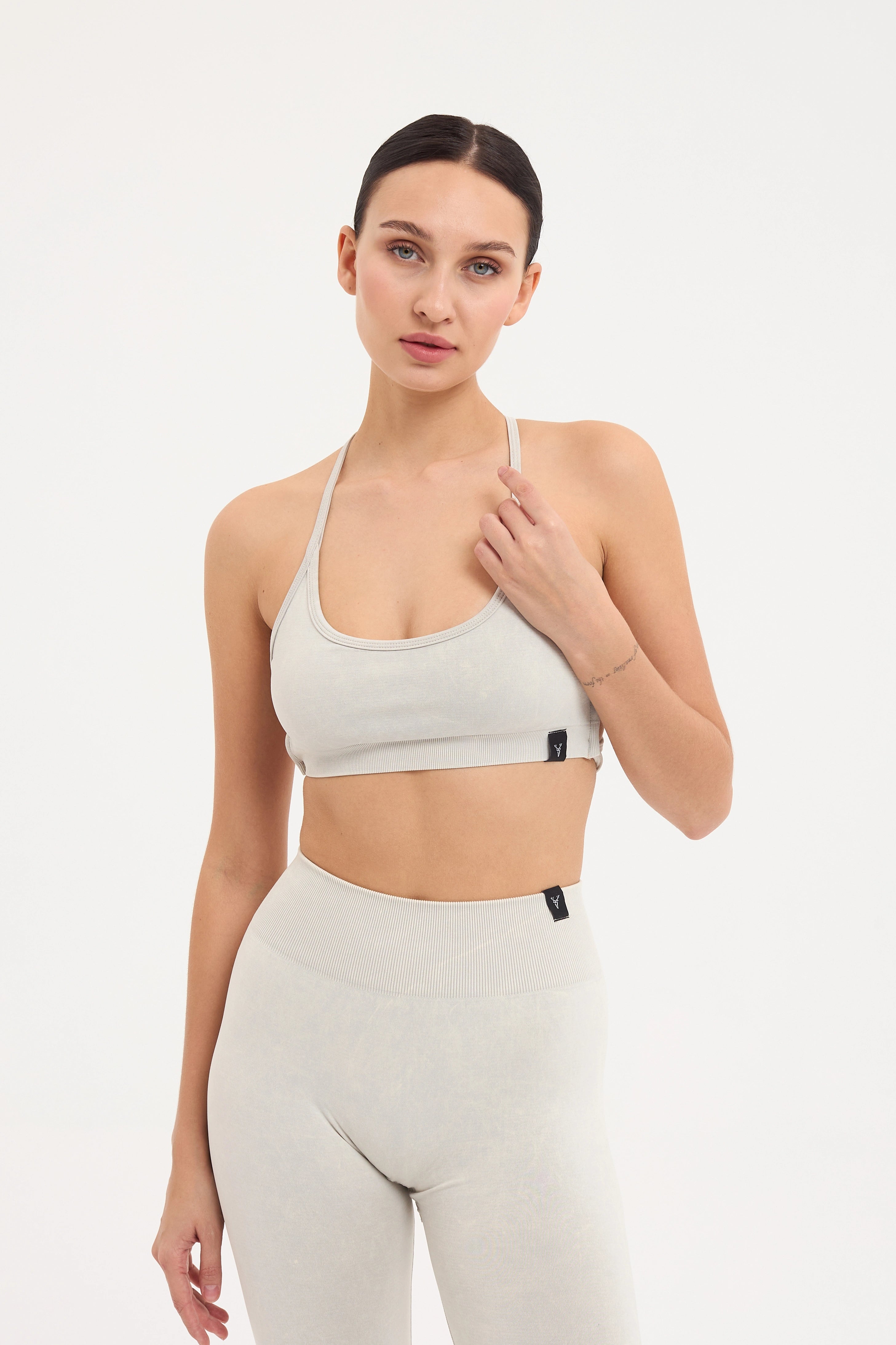 Glowfit Sırt Detaylı Askılı Bra Gri